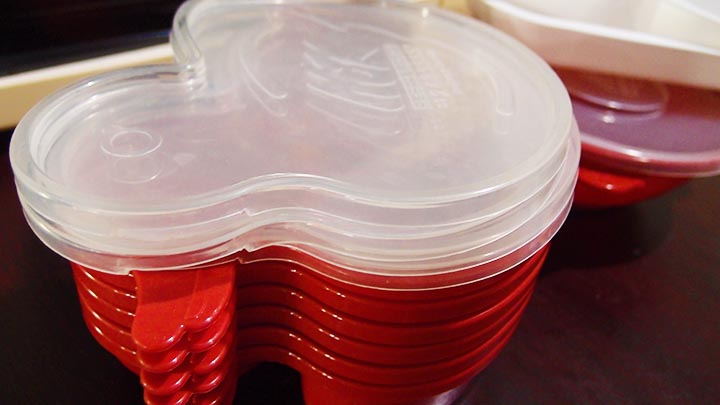 tupperwares