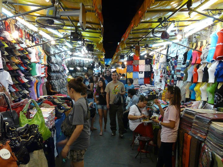 Clothes, DVD, shoes... You can find everything. Photo credit: