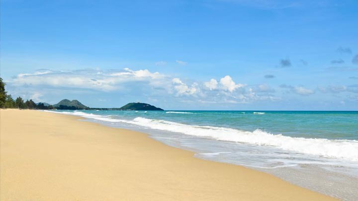 Pranburi Beach. Photo credit: Bangkok.com