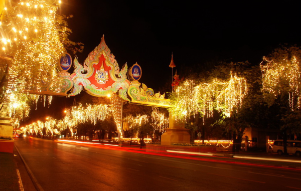 Light and decoration on RAtchadamnoen Road